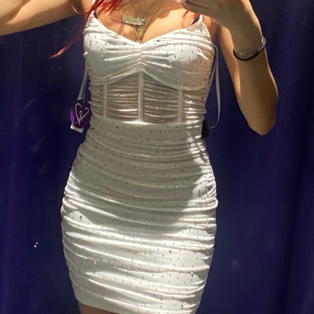 white mini dress🤍